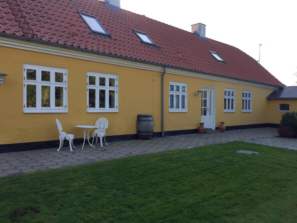 Snevre Gl.Skole Hotell Hjørring Eksteriør bilde